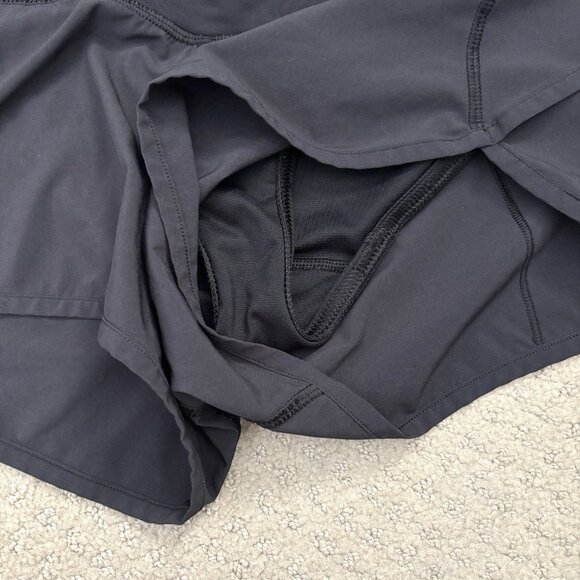 Lululemon Speed Up Black Athletic Shorts Women’s Sz 4 Built-In Liner 2.5” Inseam - Picture 4 of 6
